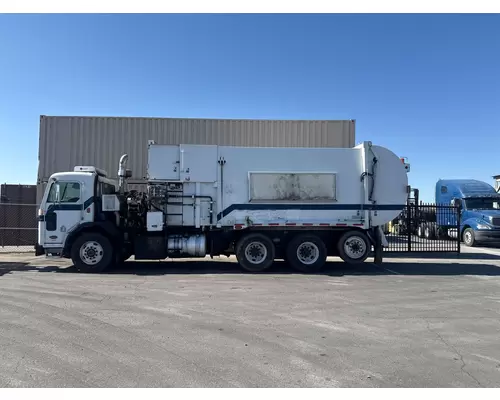 PETERBILT 320 Vehicle For Sale