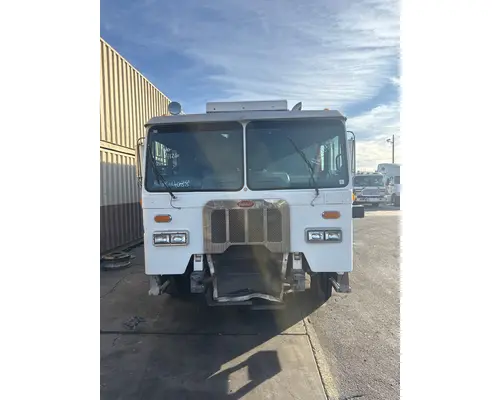 PETERBILT 320 Vehicle For Sale