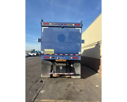 PETERBILT 320 Vehicle For Sale