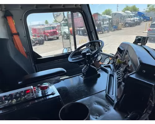 PETERBILT 320 Vehicle For Sale