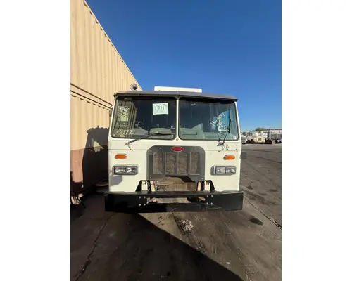 PETERBILT 320 Vehicle For Sale