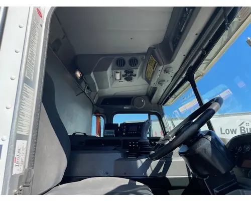 PETERBILT 320 Vehicle For Sale