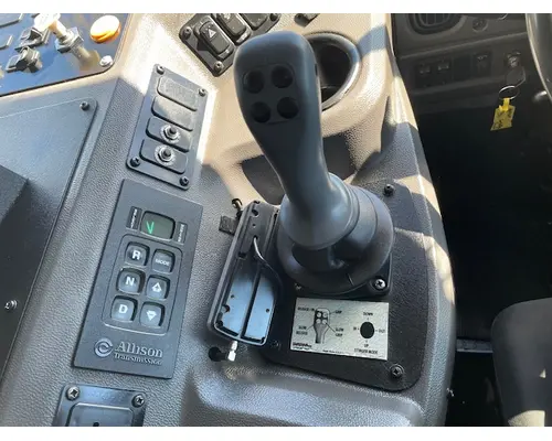 PETERBILT 320 Vehicle For Sale