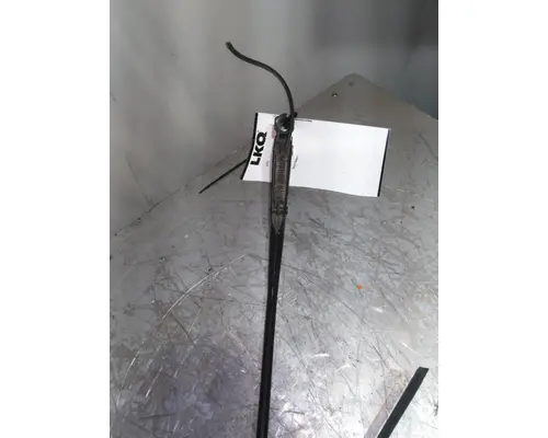 PETERBILT 320 WINDSHIELD WIPER ARM
