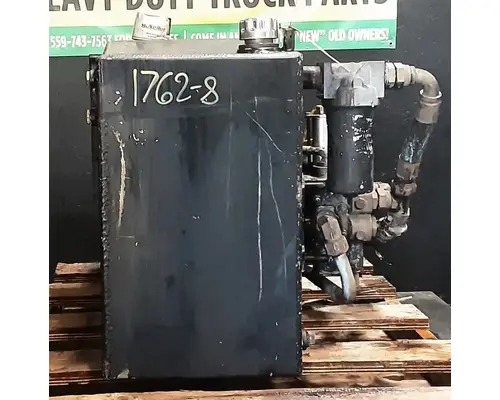 PETERBILT 320 Wet Kit or Hydraulic Tank