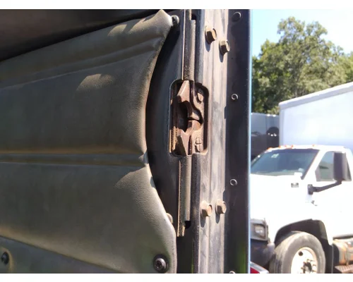 PETERBILT 330 1995-2005 DOOR ASSEMBLY, FRONT