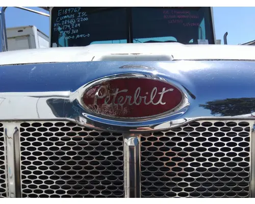 PETERBILT 330 2005-2020 HOOD