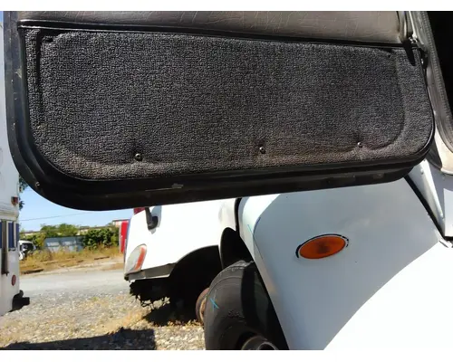 PETERBILT 330 2005-2021 DOOR ASSEMBLY, FRONT
