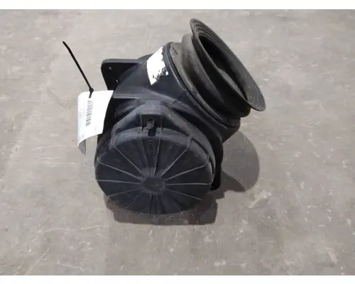 PETERBILT 330 AIR CLEANER