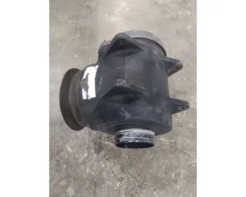 PETERBILT 330 AIR CLEANER