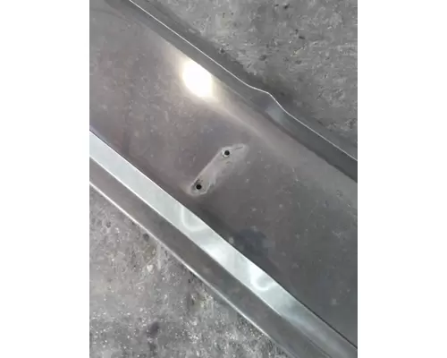 PETERBILT 330 CAB CLIP