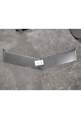 PETERBILT 330 CAB CLIP