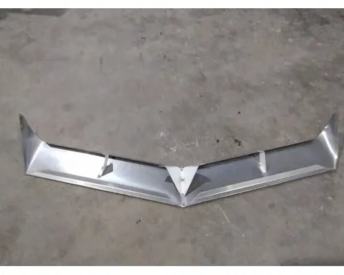 PETERBILT 330 CAB CLIP