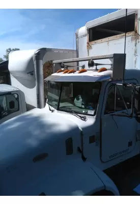 PETERBILT 330 CAB CLIP