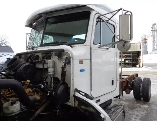 PETERBILT 330 CAB