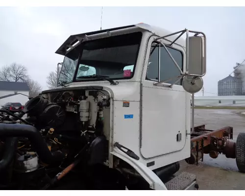 PETERBILT 330 CAB