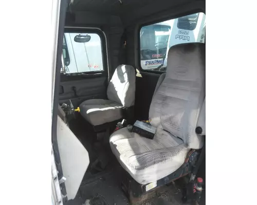 PETERBILT 330 CAB