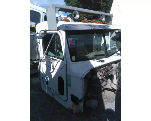 PETERBILT 330 CAB