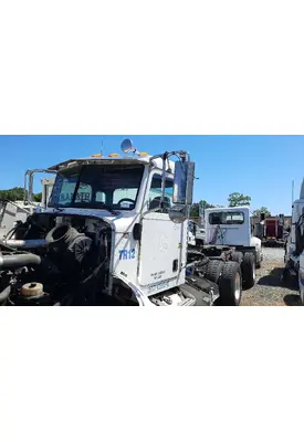 PETERBILT 330 CAB