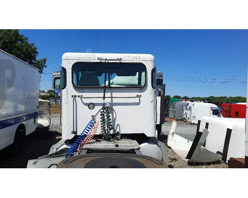 PETERBILT 330 CAB