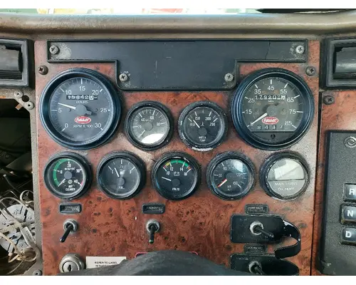 PETERBILT 330 CAB