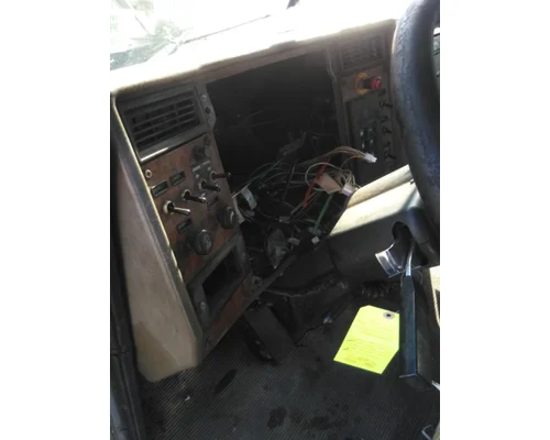 PETERBILT 330 CAB