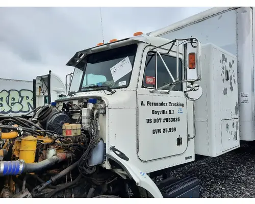 PETERBILT 330 CAB