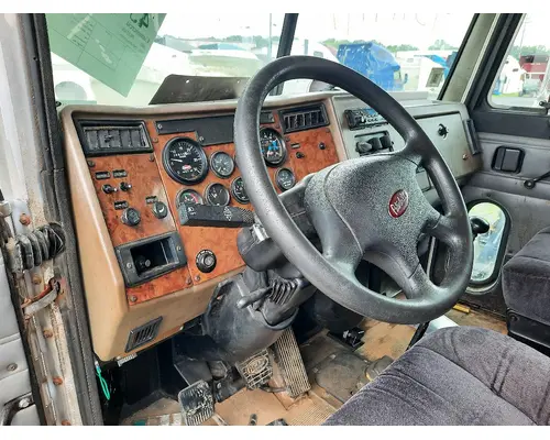 PETERBILT 330 CAB