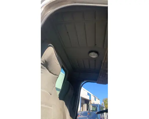 PETERBILT 330 Cab Mount