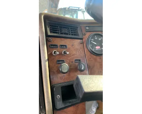 PETERBILT 330 Cab Mount