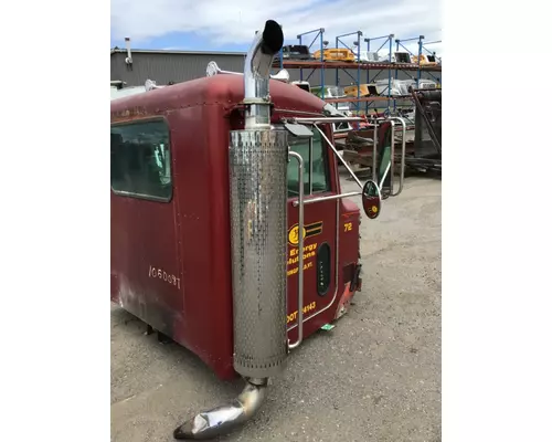 PETERBILT 330 Cab