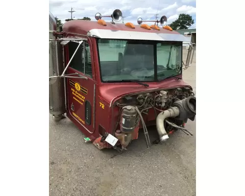 PETERBILT 330 Cab