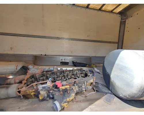 PETERBILT 330 Complete Vehicle