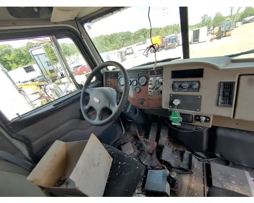 PETERBILT 330 Complete Vehicle