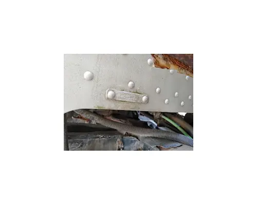 PETERBILT 330 Complete Vehicle