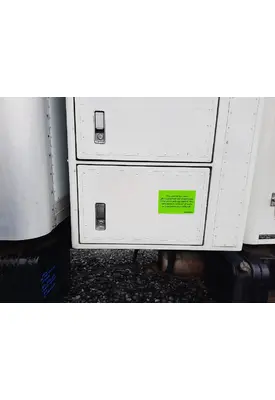 PETERBILT 330 DOOR, COMPARTMENT