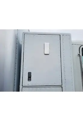 PETERBILT 330 DOOR, COMPARTMENT