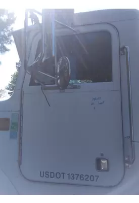 PETERBILT 330 DOOR ASSEMBLY, FRONT