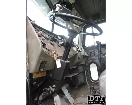 PETERBILT 330 Dash Assembly