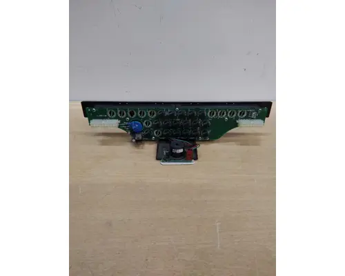 PETERBILT 330 ELECTRONIC PARTS MISC