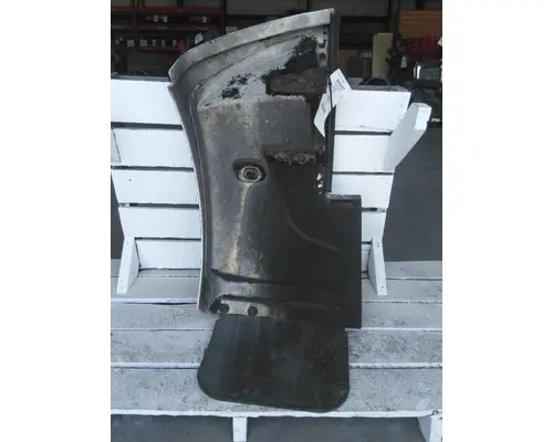 PETERBILT 330 FENDER EXTENSION