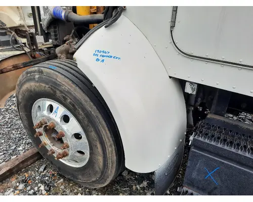 PETERBILT 330 FENDER EXTENSION