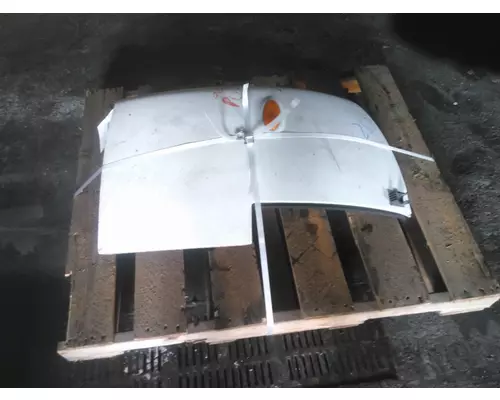PETERBILT 330 FENDER EXTENSION