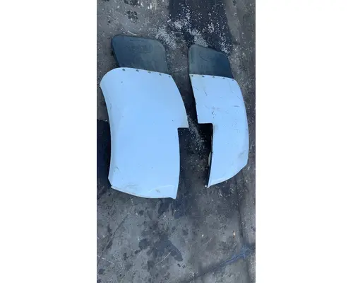 PETERBILT 330 Fender