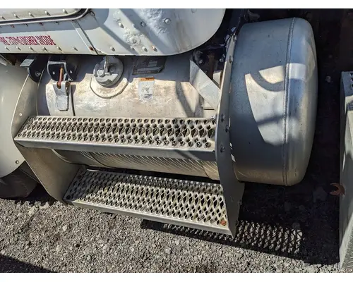 PETERBILT 330 Fuel Tank