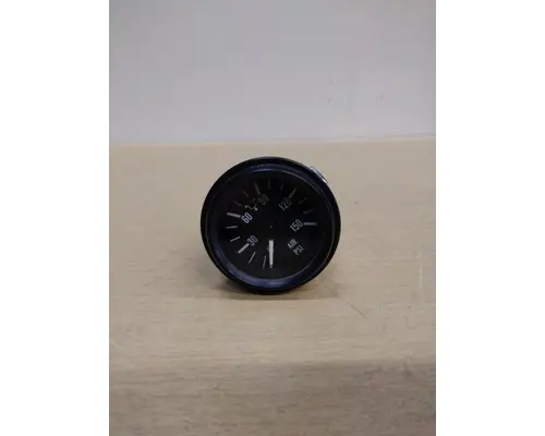 PETERBILT 330 GAUGE AIR