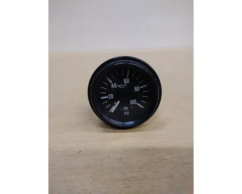 PETERBILT 330 GAUGE OIL PRESSURE