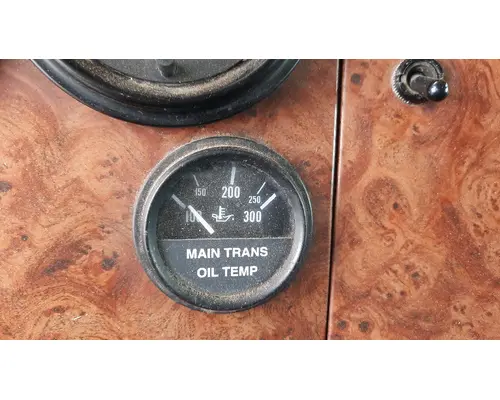 PETERBILT 330 GAUGE TEMPERATURE