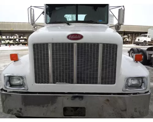 PETERBILT 330 HOOD