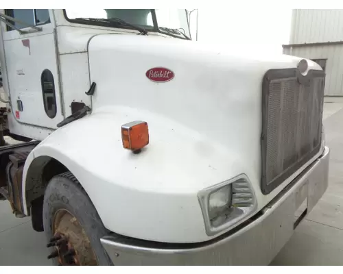 PETERBILT 330 HOOD